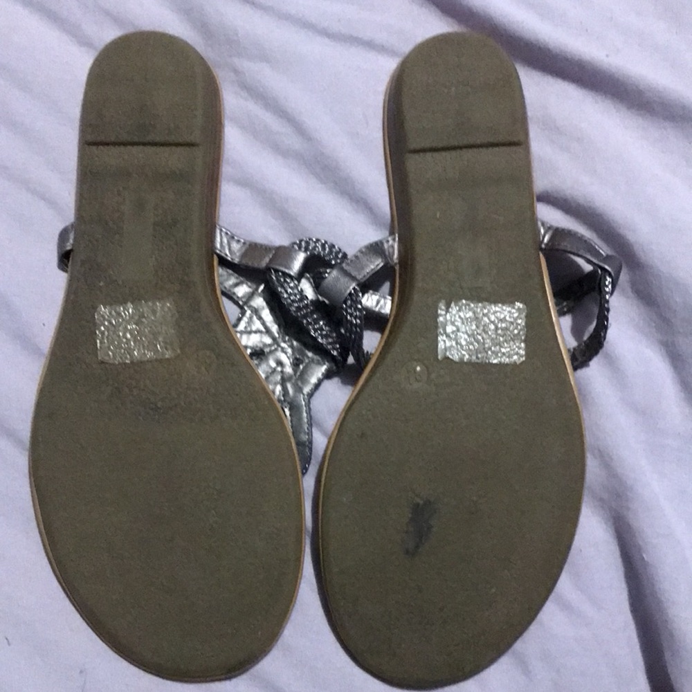 Silver braided flip flops - Picture 3 of 4